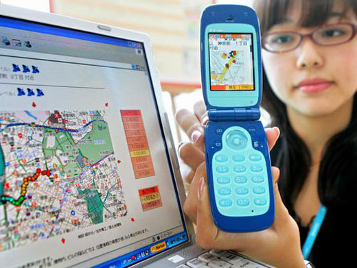 kidscellphone.jpg