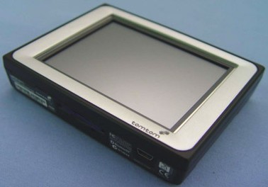 2-28-07-tomtom_duo.jpg