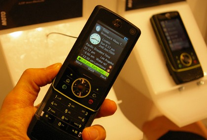 motoz8.jpg