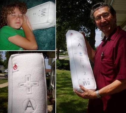 wiimote_pillow_1.jpg